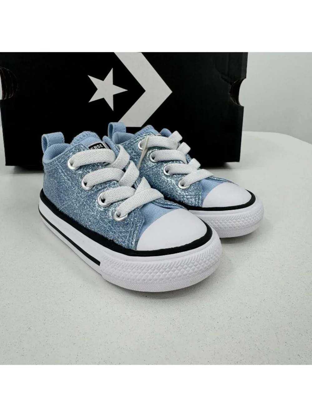 Converse Baby Girl 4 Chuck Taylor All Star CTAS Madison Ox Sneakers Blue Glitter
